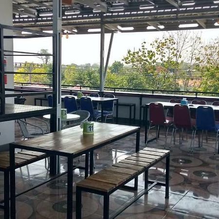 Jaya Sakti Hotel Blora Exterior foto
